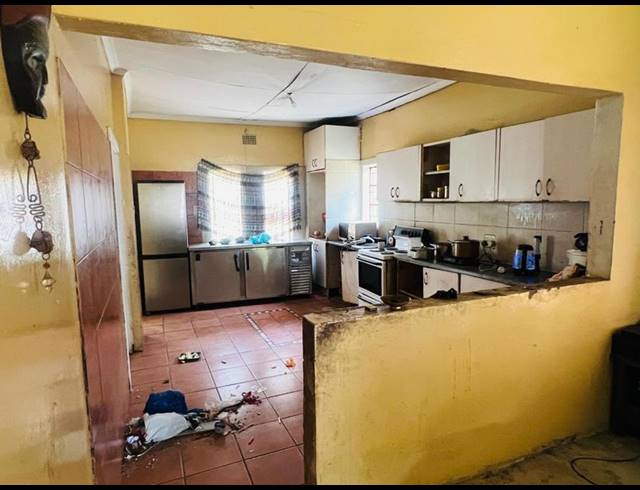 4 BEDROOM HOUSE FOR SALE IN STRUBENVALE